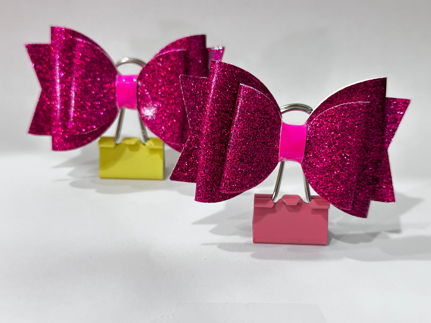 Glitter Neon Vinyl Hair Clips peers